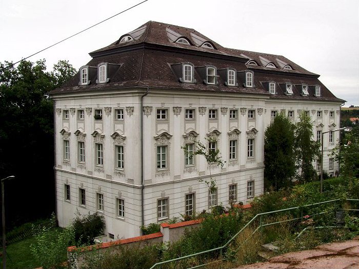 Schloss_Traunegg.jpg