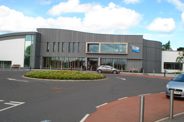 File:The Penicuik Centre - geograph.org.uk - 1358999.jpg