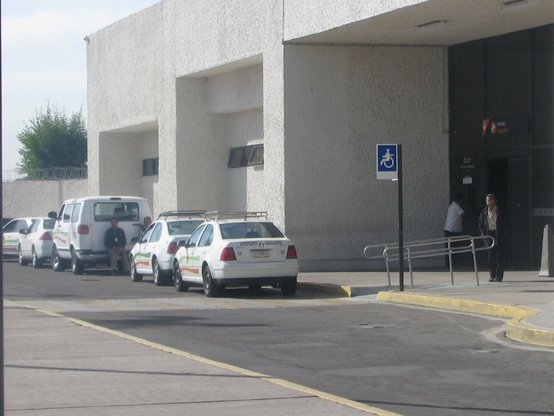 File:9 Aeropuerto de Aguascalientes.jpg