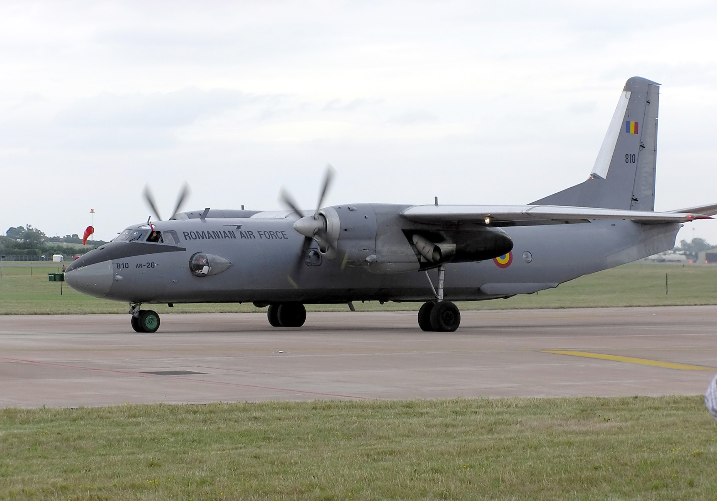 Ан 26 военно транспортный самолет. Antonov an-26. АН-26 военно-транспортный самолёт. АН-24 военно-транспортный самолёт. АН 26 военный.