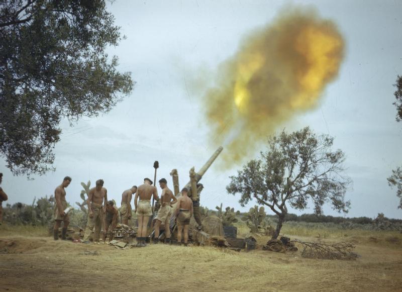 File:British 4.5 inch gun and crew Tunisia 1943 IWM TR 1004.jpg