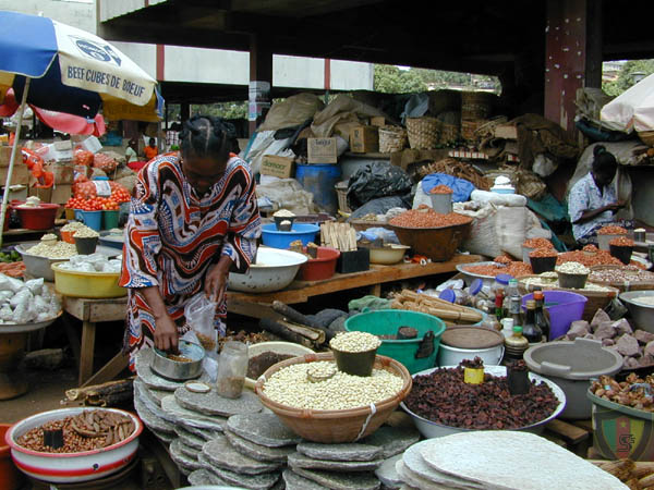 File:Cameroon-Yaounde04.jpg