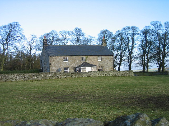 File:Catcherside Cottages - geograph.org.uk - 111795.jpg