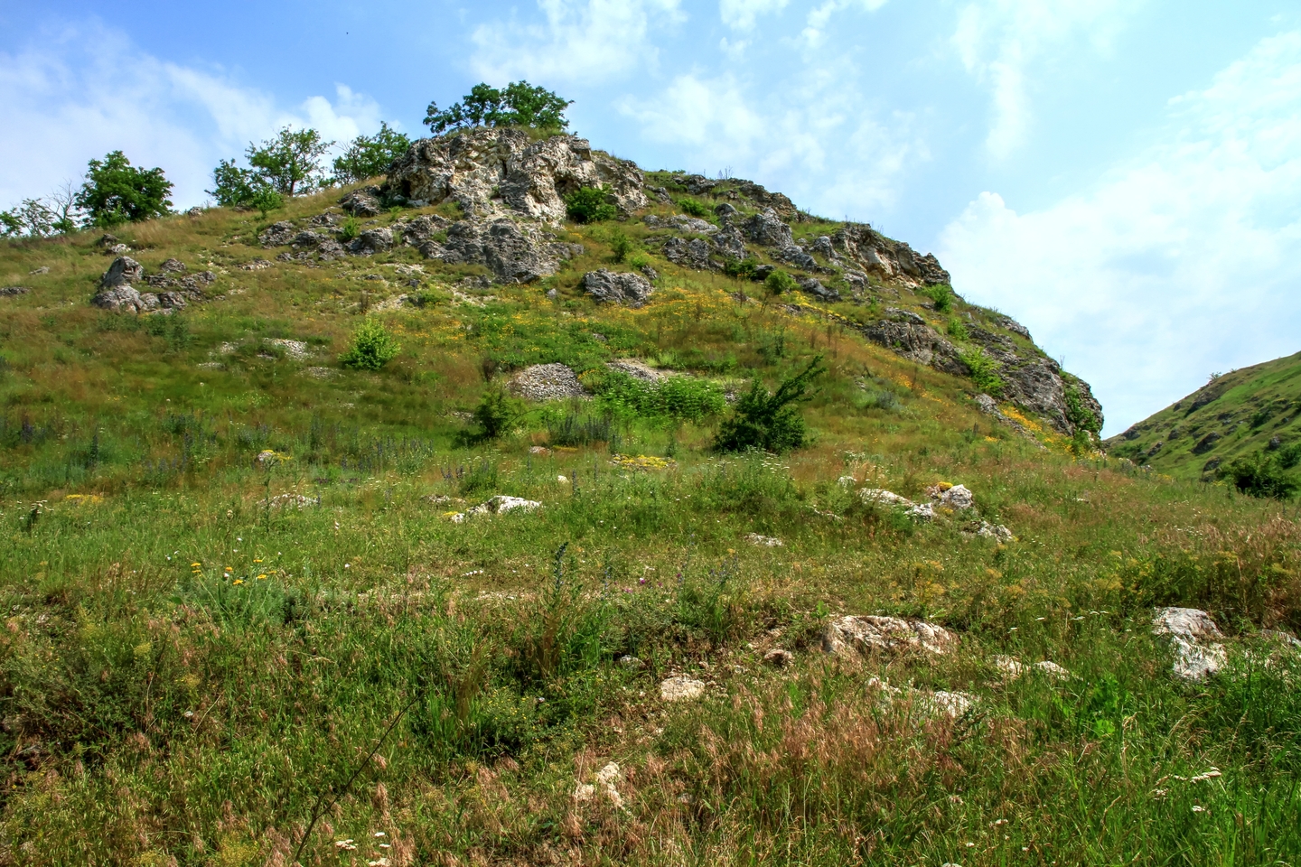 Meteo riscani. Ущелье Дуруитоаря. Varatic Riscani. Варатик Рышканский район. Село Дуруитоаря.