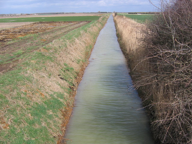 File:Drain - geograph.org.uk - 145873.jpg