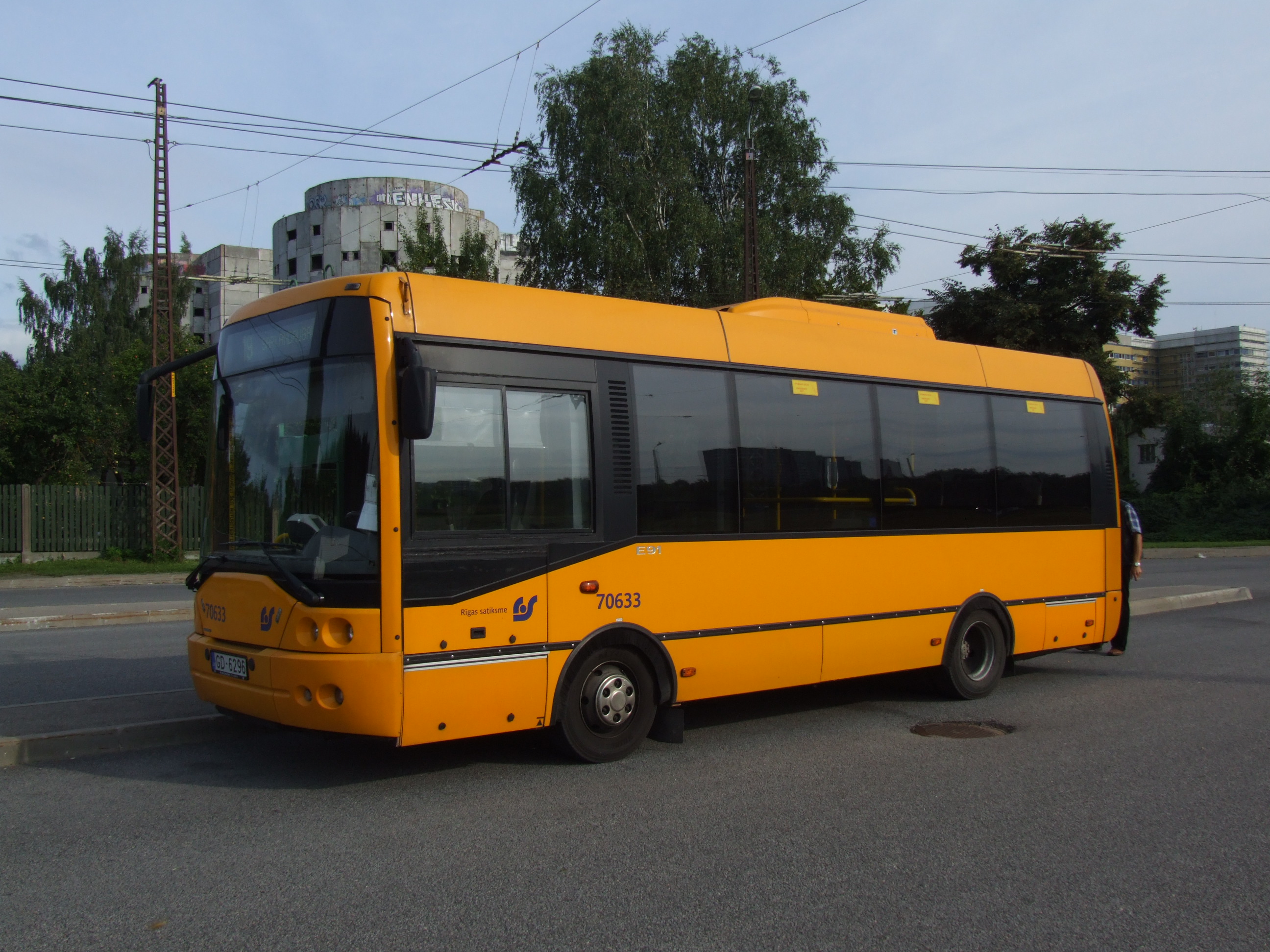 File:Ikarus bus.jpg - Wikimedia Commons