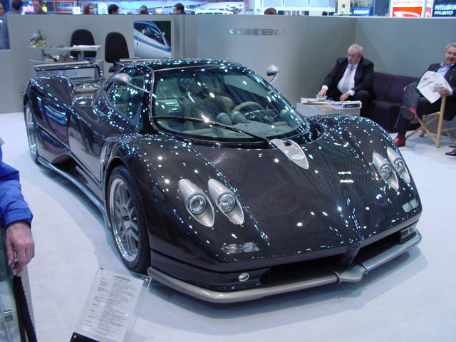 File:Pagani Zonda Kohlefaser.JPG