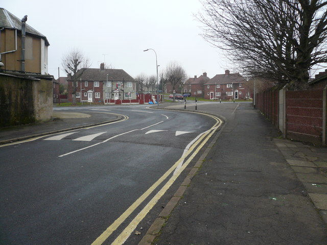 File:Redvers Buller Road - View towards St Augustines Mount - geograph.org.uk - 648627.jpg