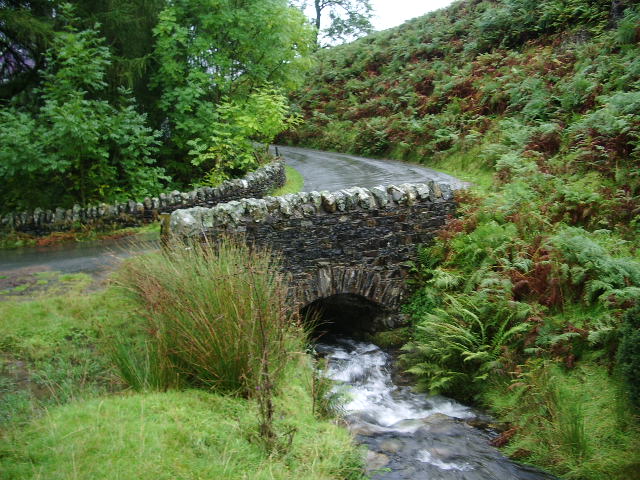 File:Road bridge - geograph.org.uk - 563606.jpg