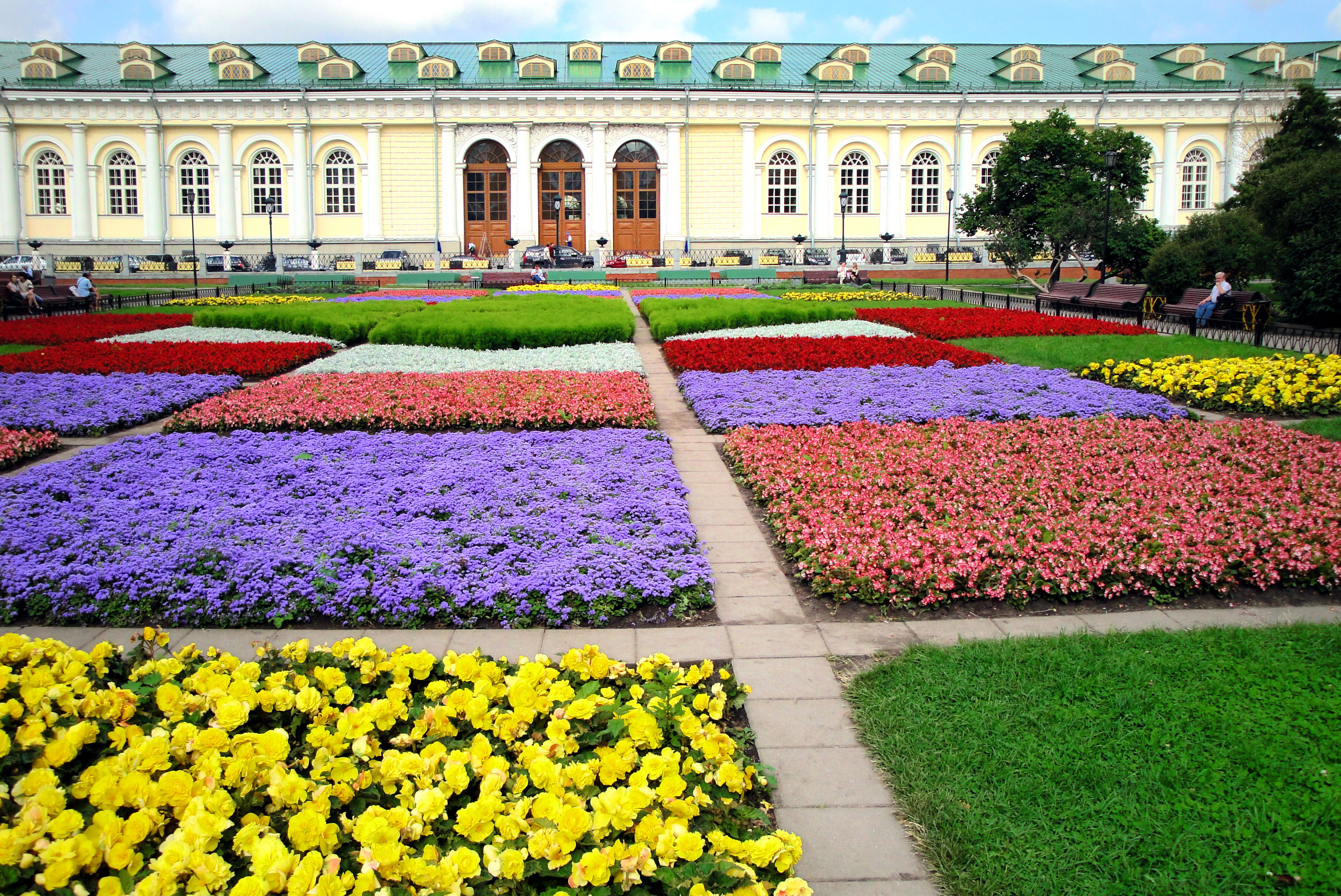 Искусственные сады в Москве. Орловский сад Москва. Сколько стоит государственный садик