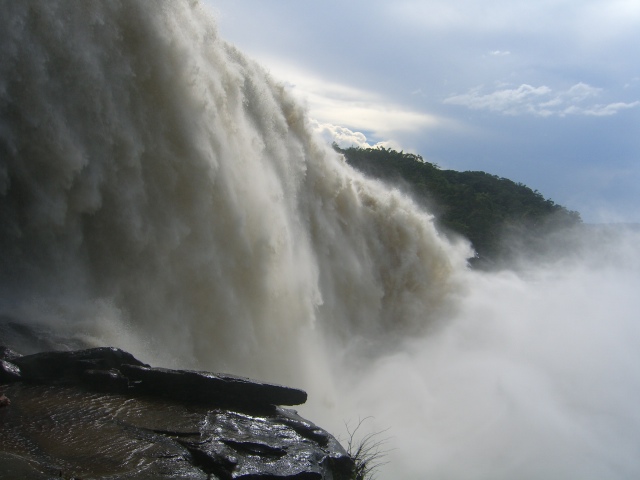 File:Salto El Sapo.jpg