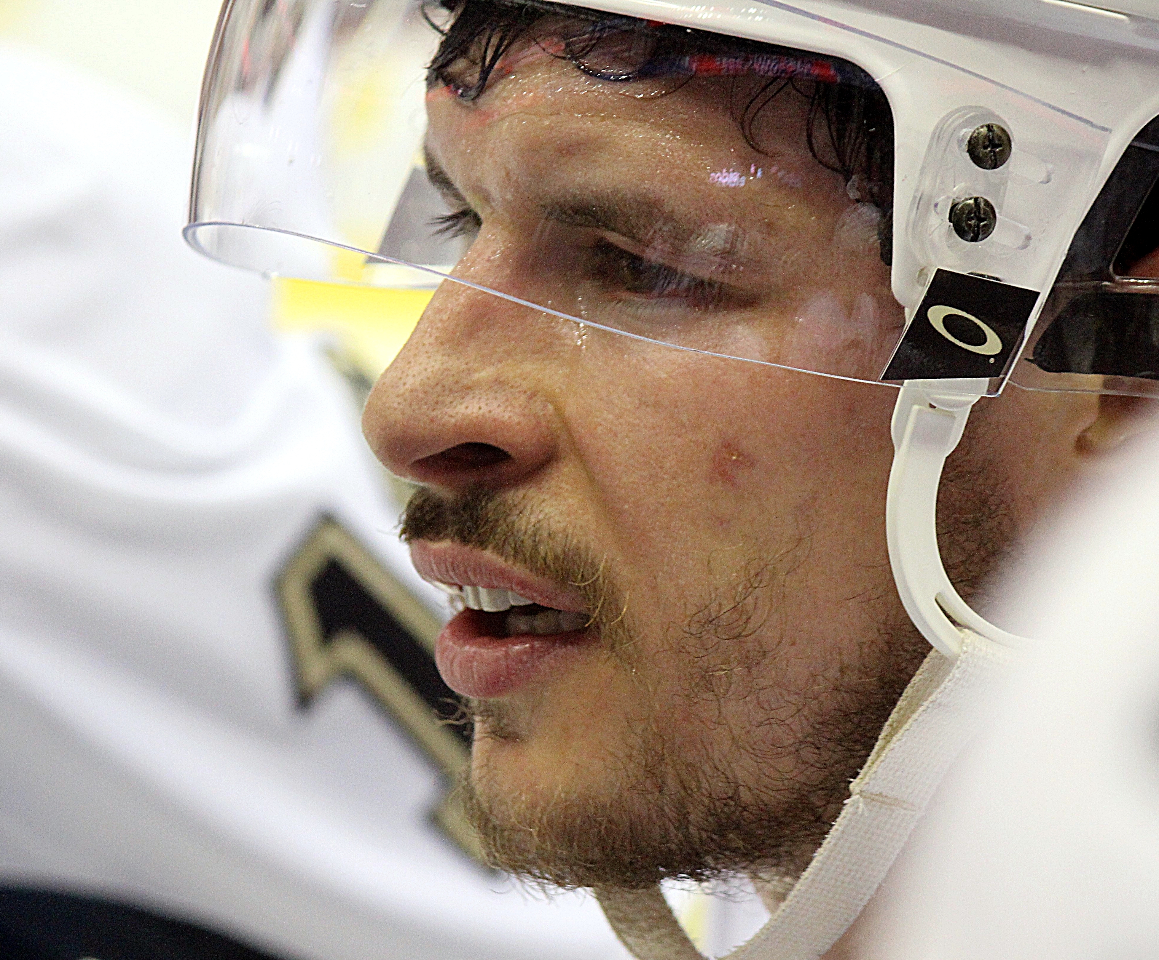 sidney crosby missing teeth