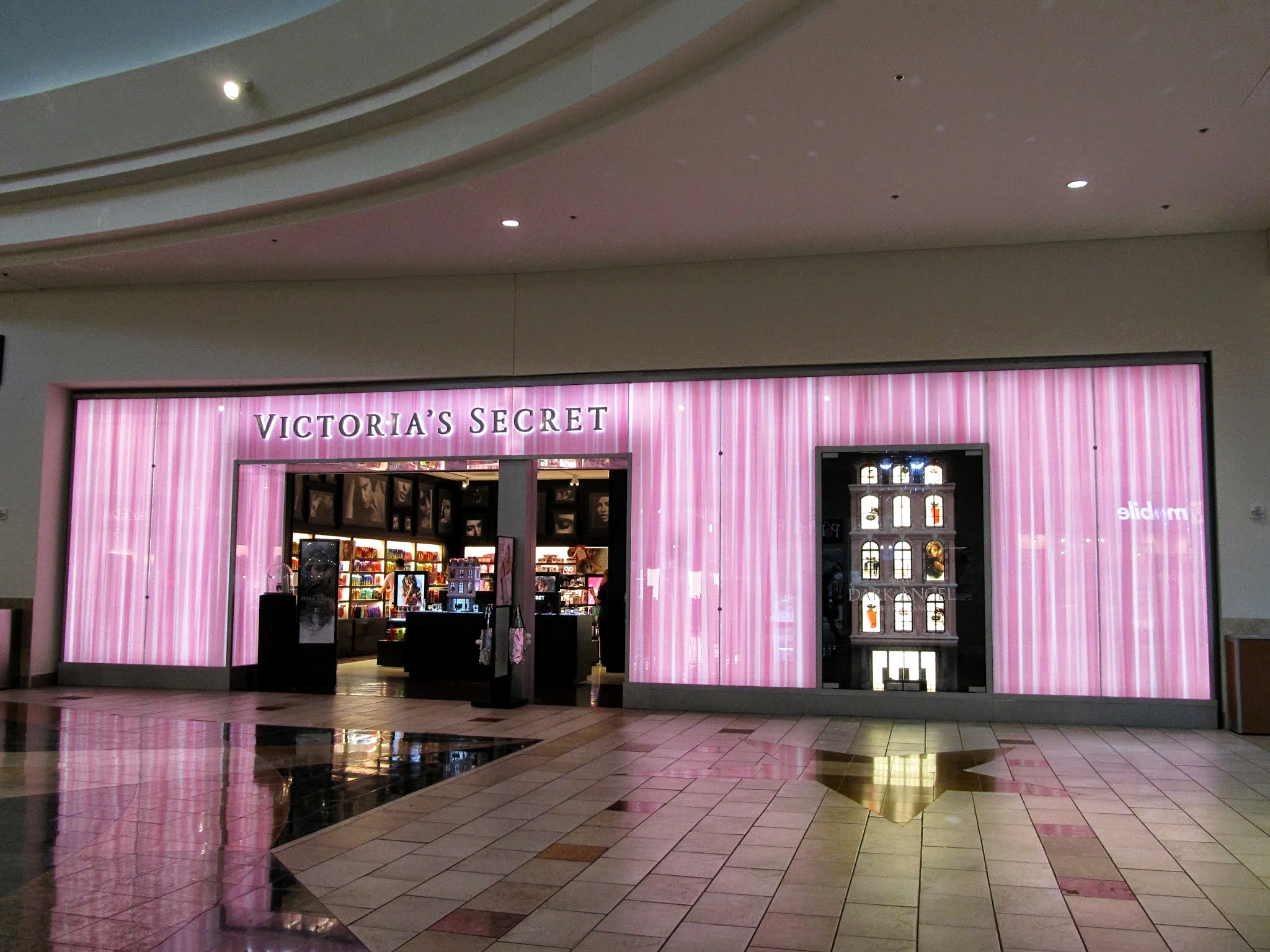 Victoria secret mall del norte