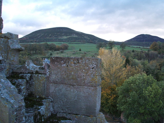 File:View of the Eildon Hills from Melrose Abbey - geograph.org.uk - 1156832.jpg