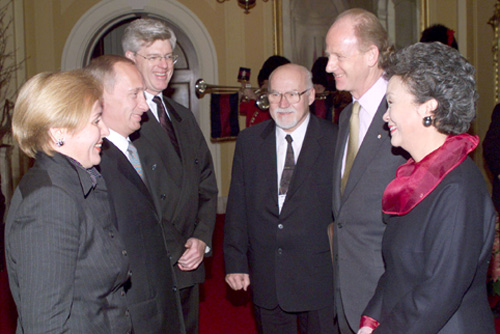 File:Vladimir Putin in Canada 18-19 December 2000-1.jpg