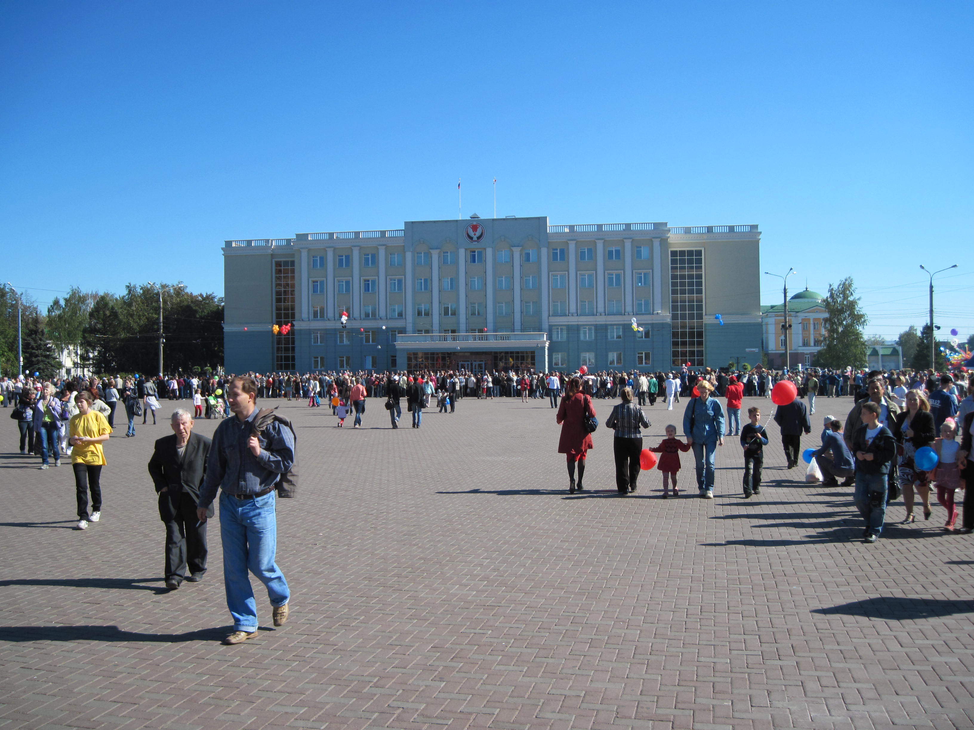 центральная площадь в ижевске