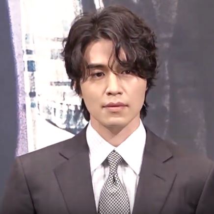 Lee Dong-wook — Wikipédia