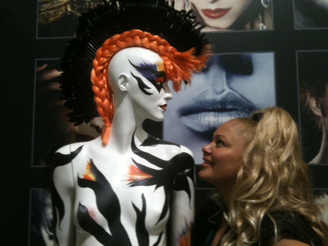 File:Bodypainted Mannequins (14224856956).jpg