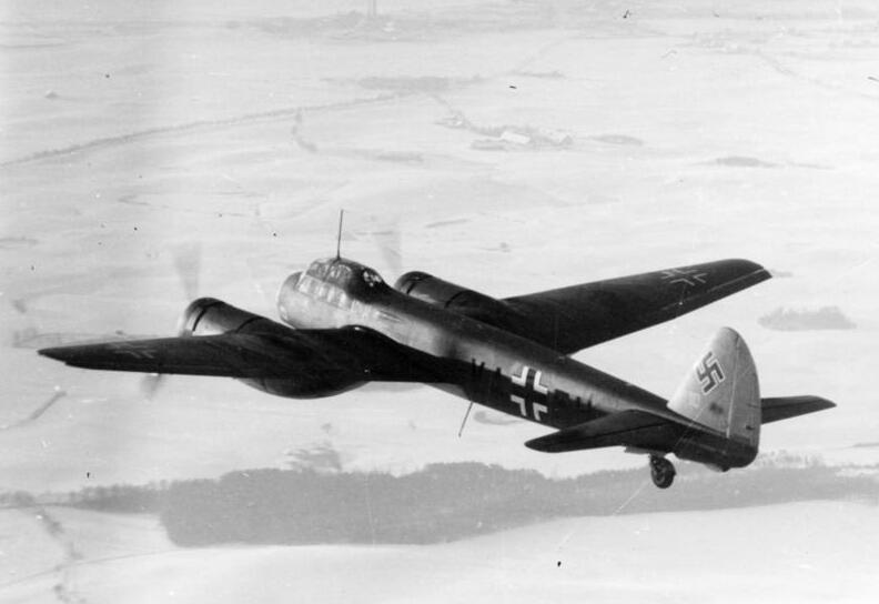 File:Bundesarchiv Bild 101I-407-0686-39, Flugzeug Junkers Ju 88.jpg