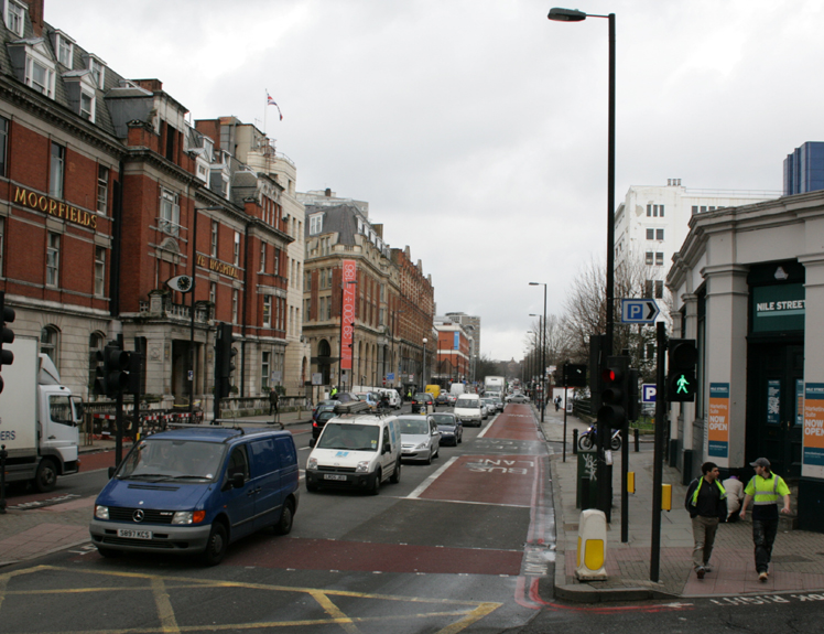 File:City Road London 2.jpg