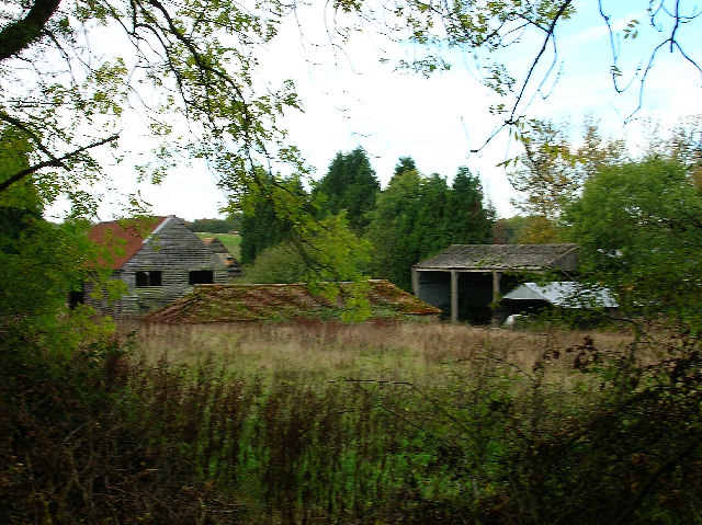 File:Dilapidated farm buildings, Parthings, near Horsham - geograph.org.uk - 68803.jpg