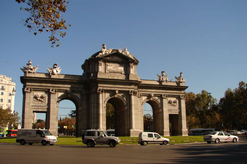 File:ES Madrid 0711 (74) (17060189179).jpg