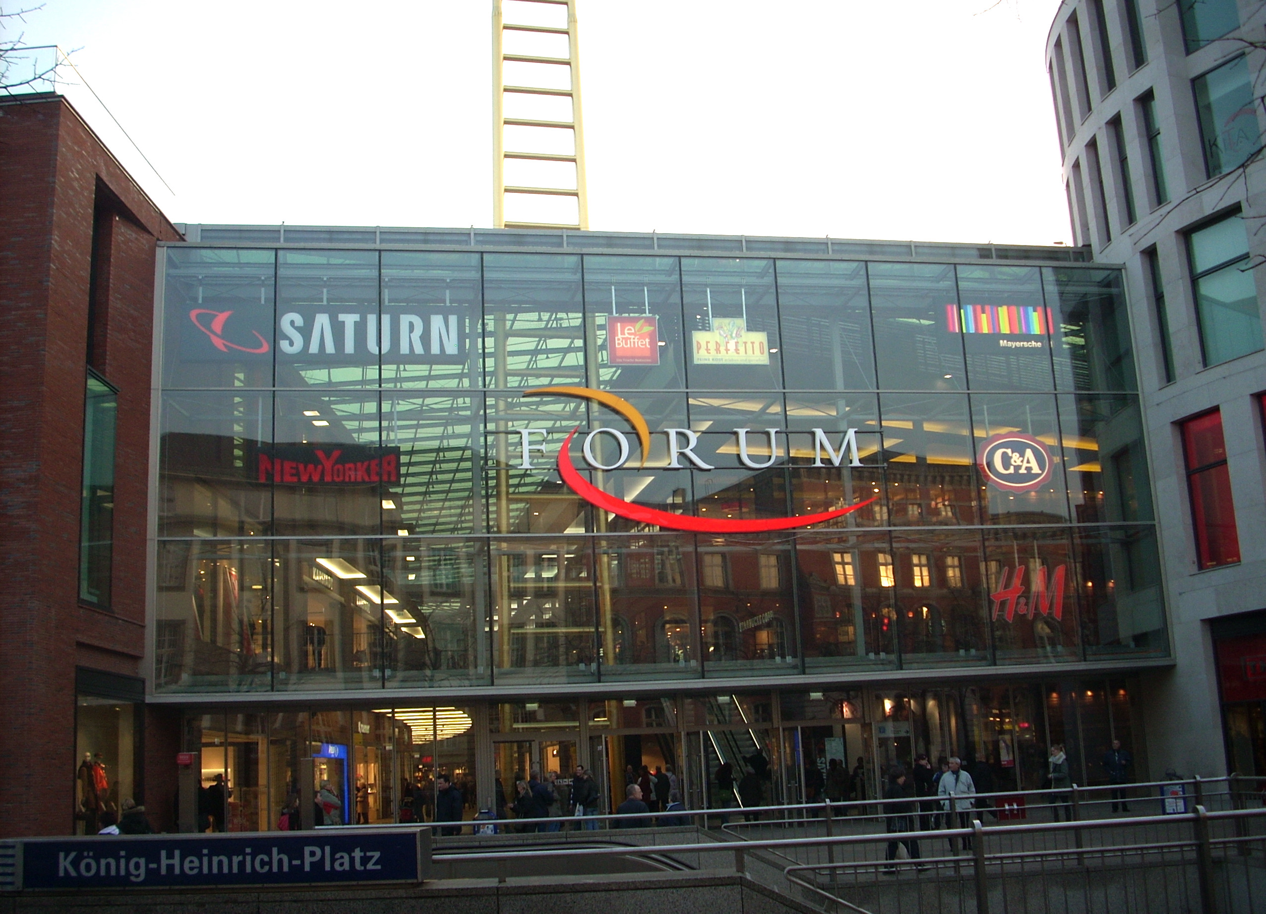 Entrance to shopping mall “Forum Duisburg” (Germany)