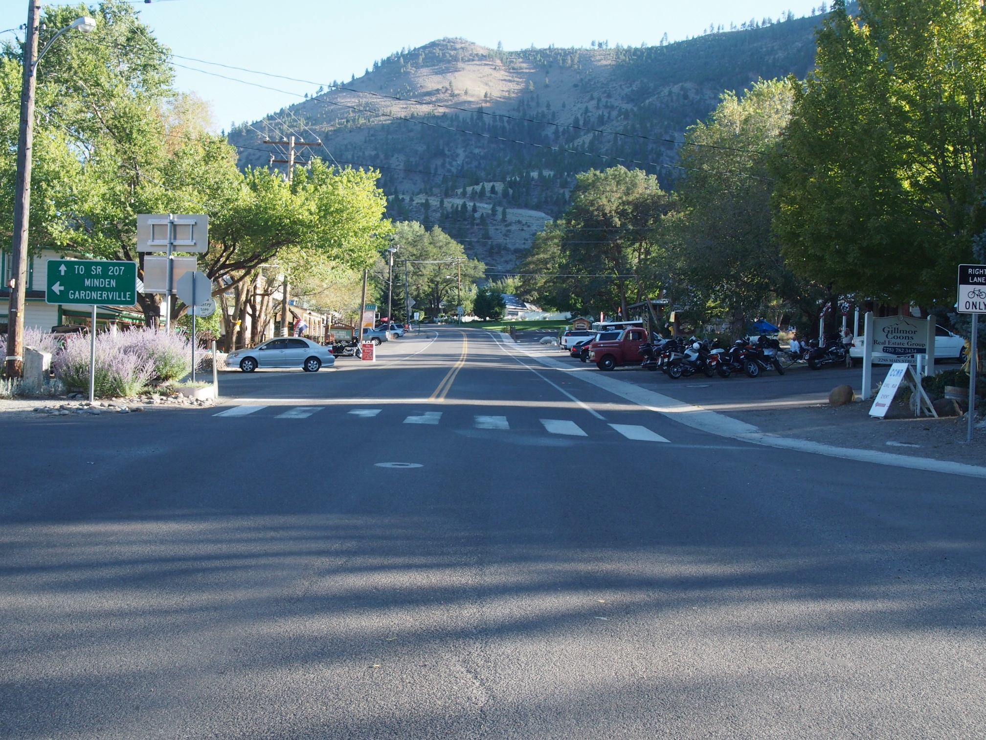 File Genoa Nv Downtown Looking South Jpg Wikimedia Commons