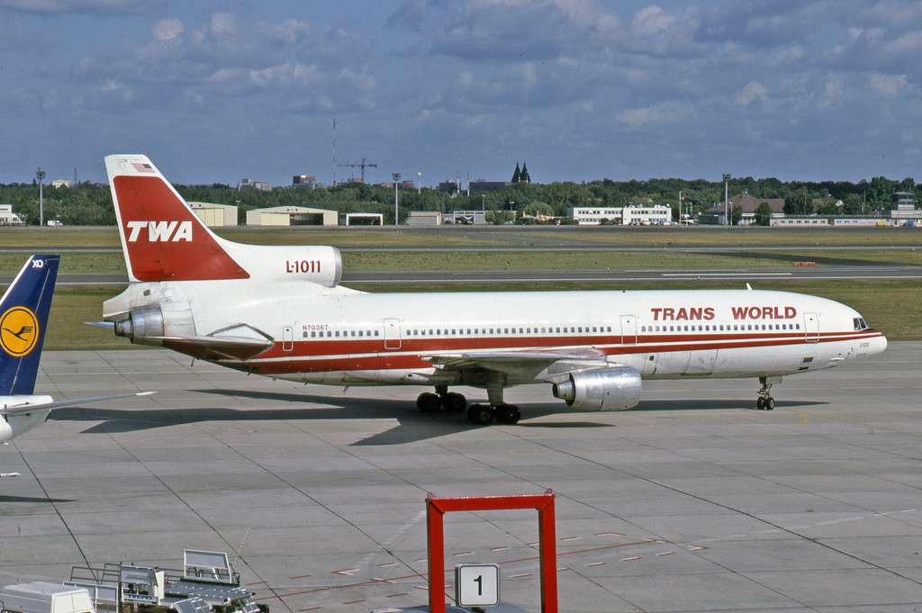 Trans World Airlines - TWA L-1011-200 N31029 32011 1:400