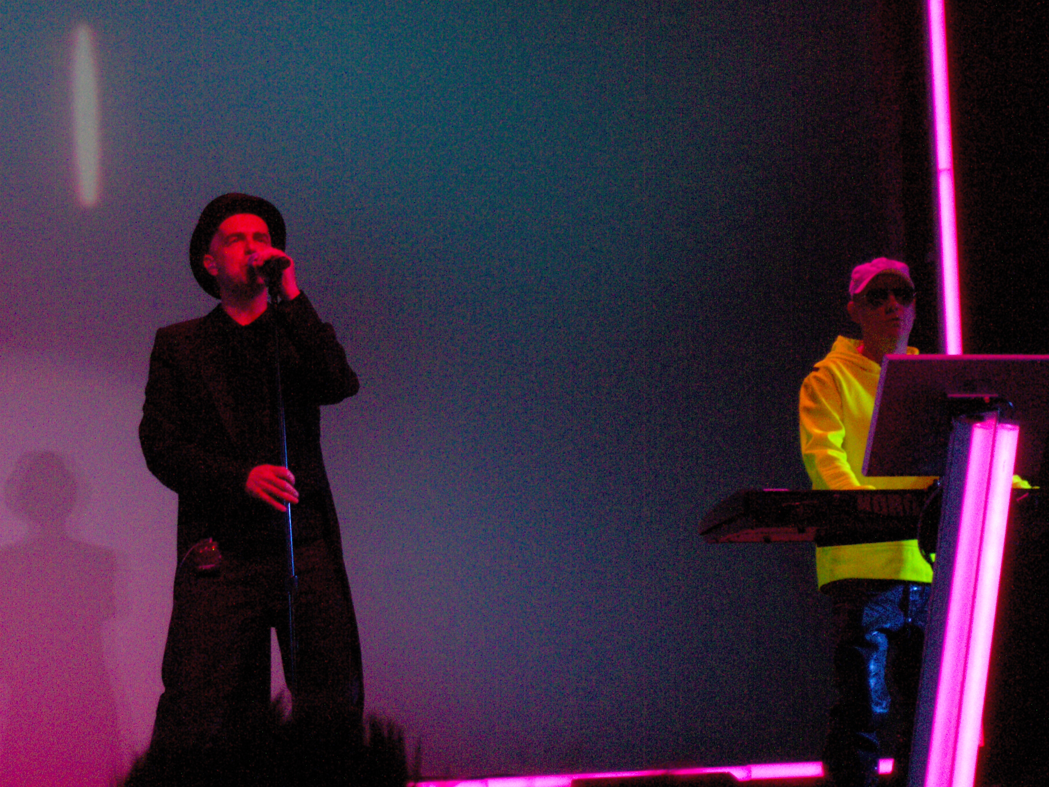 File:Pet Shop Boys live i Tivoli.JPG - Wikimedia Commons