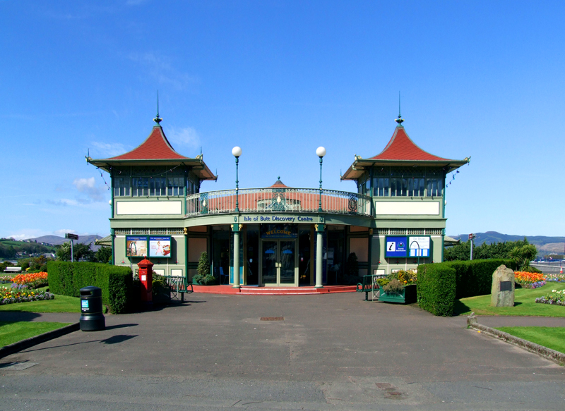 File:Rothesay Winter Gardens.jpg