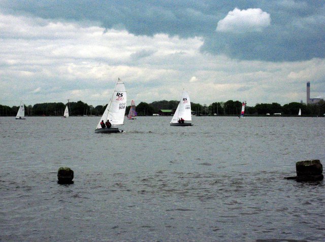 Sailing on Southfield Reservoir - geograph.org.uk - 427412