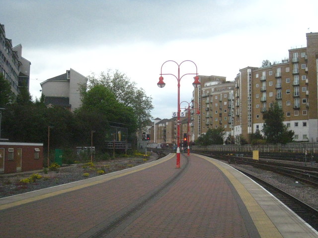 File:The northern end of platforms at Marylebone Station - geograph.org.uk - 3473657.jpg