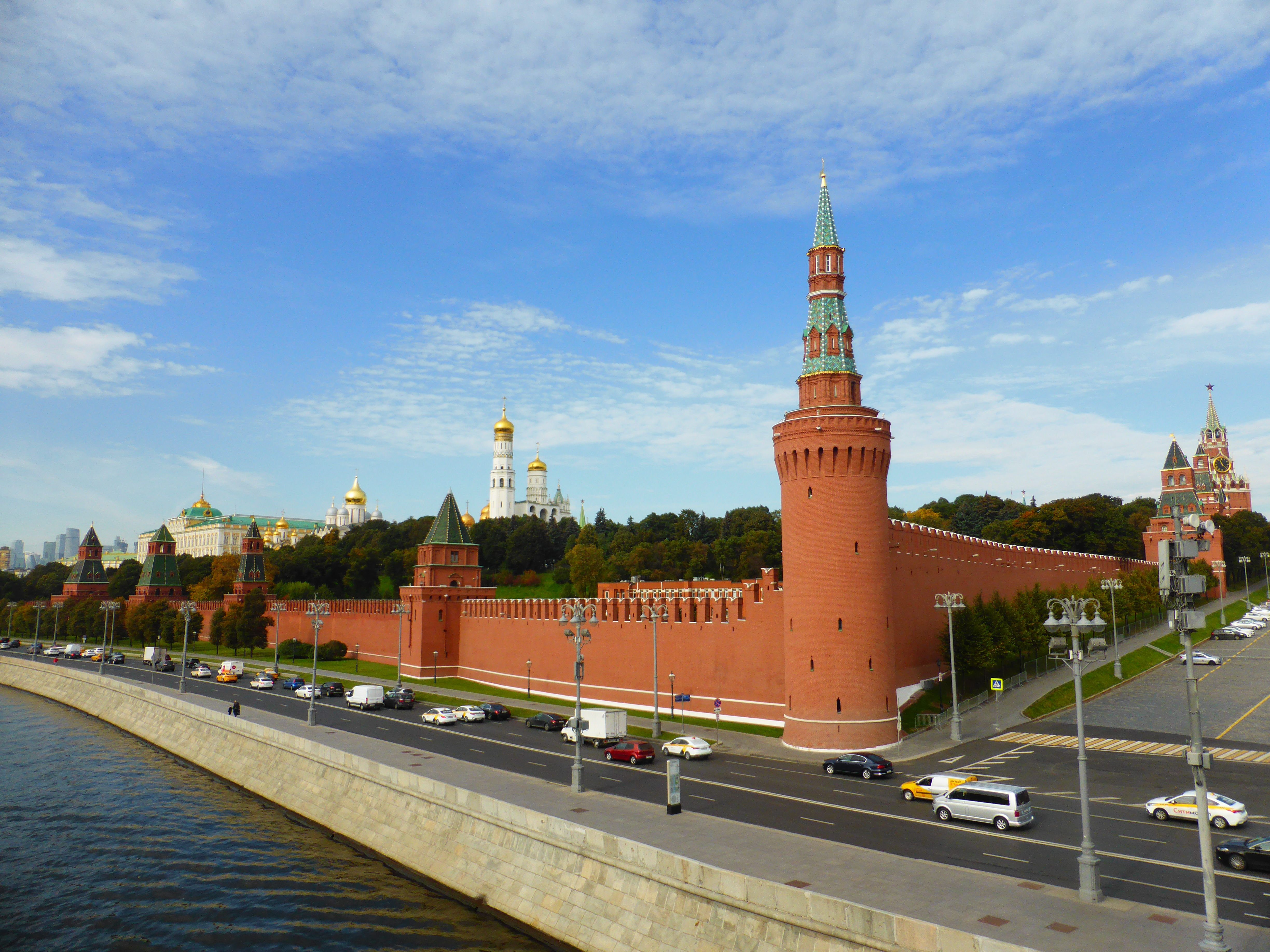 Кремлевская район. Беклемишевская башня Московского Кремля. Беклемишевская (Москворецкая) башня. Москва Кремль Водовзводная башня. Угловые башни Московского Кремля.