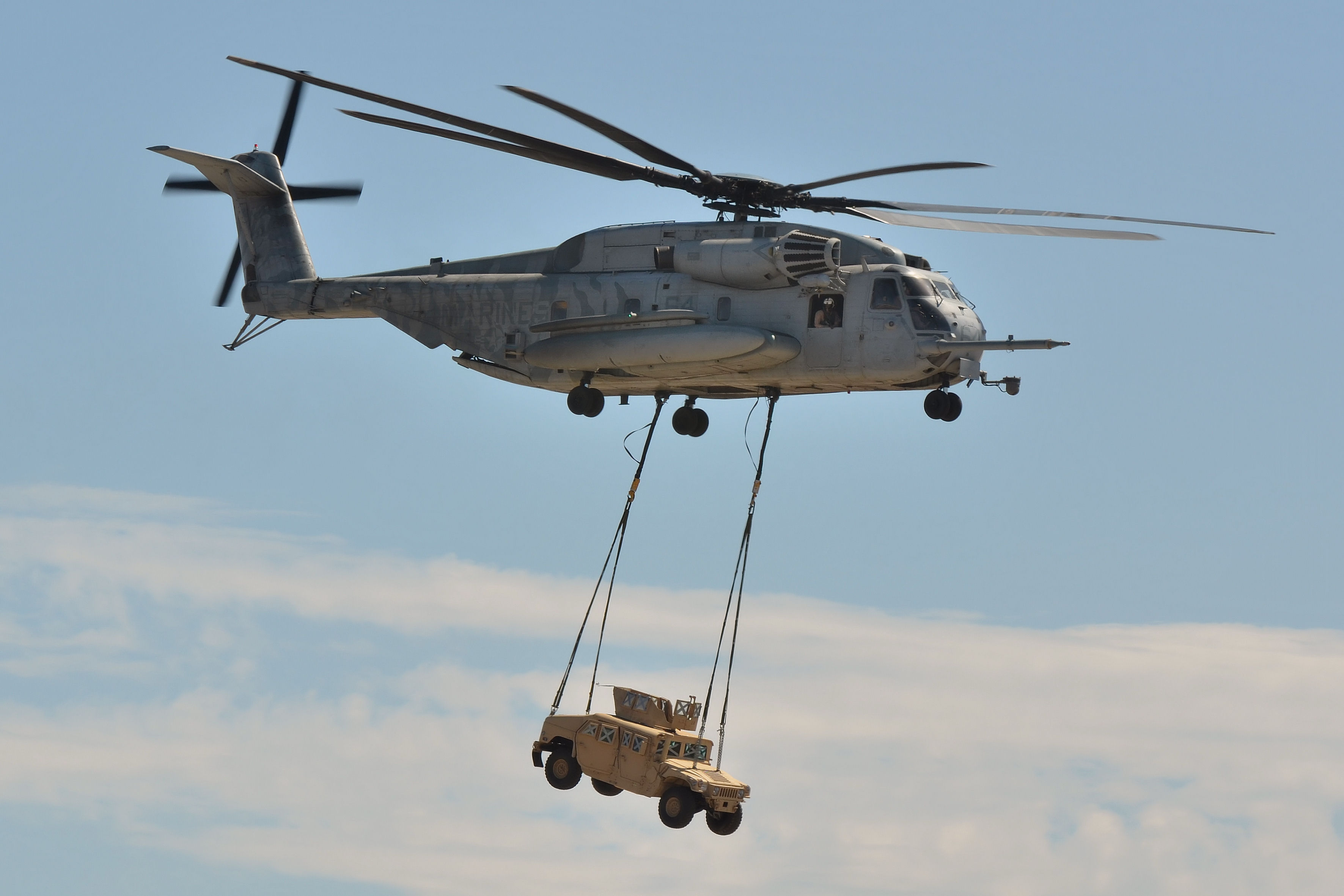 Sikorsky ch 53e super stallion. Вертолёт Ch-53e super Stallion. Вертолеты Sikorsky Ch-53e super Stallion. Сикорский Ch-53. СН-53е super Stallion.