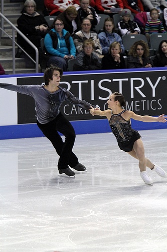 File:2010 Skate Canada Pairs - Meagan DUHAMEL - Eric RADFORD - 4452A.jpg