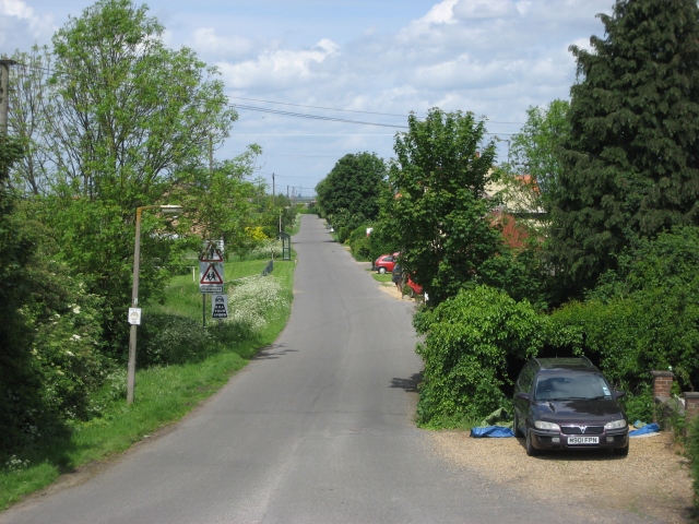 File:Blackhorse Drove - geograph.org.uk - 439271.jpg