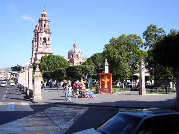 Morelia – Travel guide at Wikivoyage