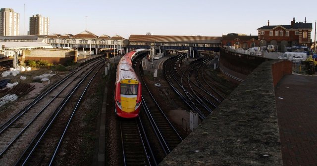 File:Clapham Junction Station from St John's Hill Bridge - geograph.org.uk - 1585265.jpg