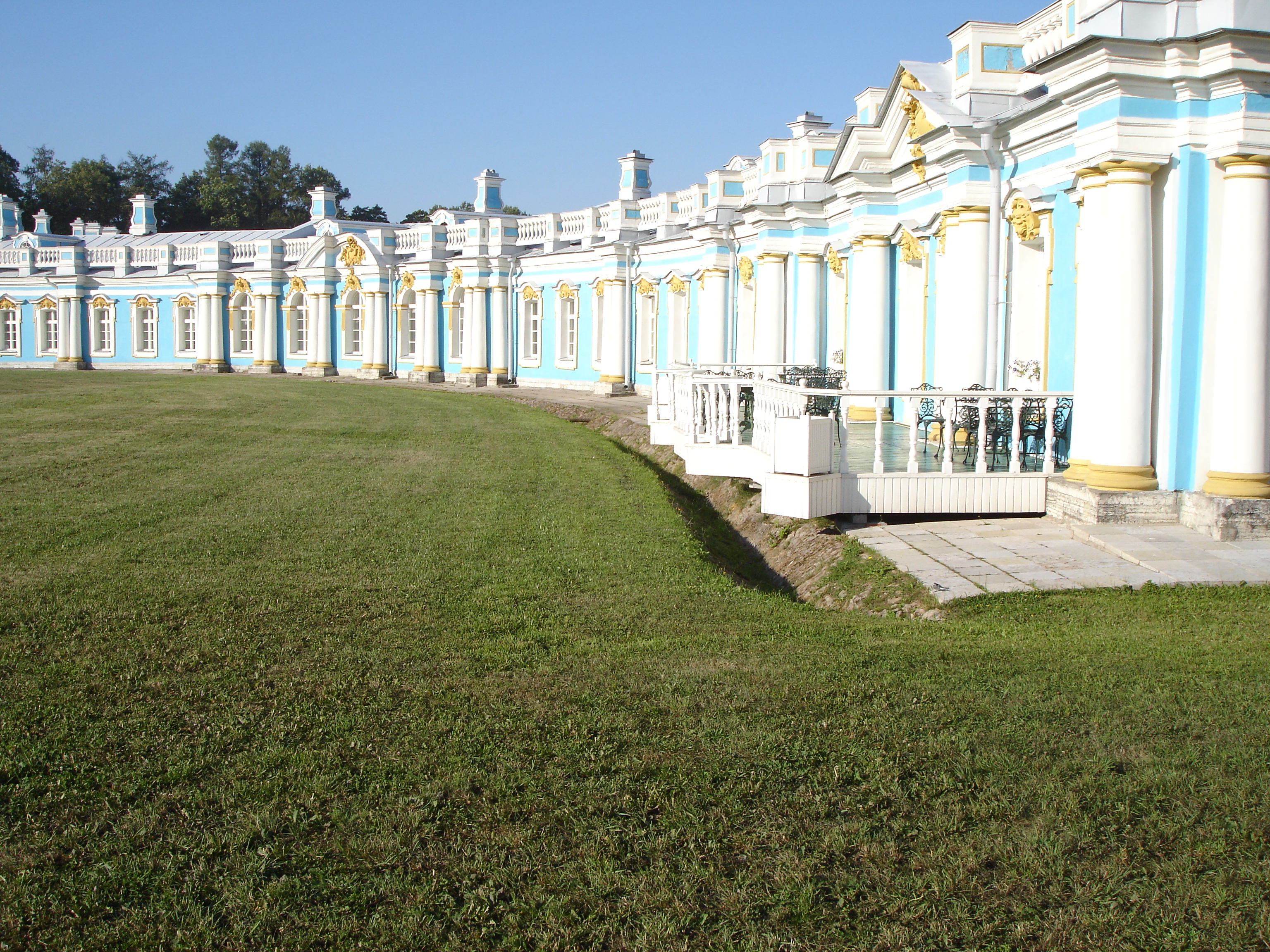 Село дворцы фото. Циркумференции Екатерининского дворца. Царское село циркумференции. Екатерининский дворец парадный двор в Царском селе. Екатерининский дворец Пушкин арка.