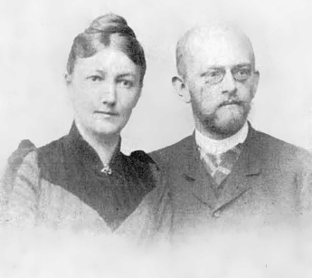 File:David Hilbert and Käthe Jerosch.png