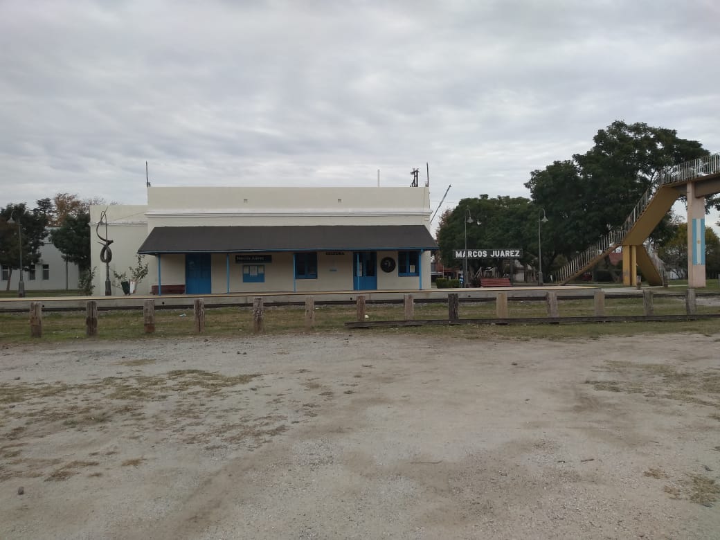 Estación de Tren Marcos Juárez, cabecera de departamento.