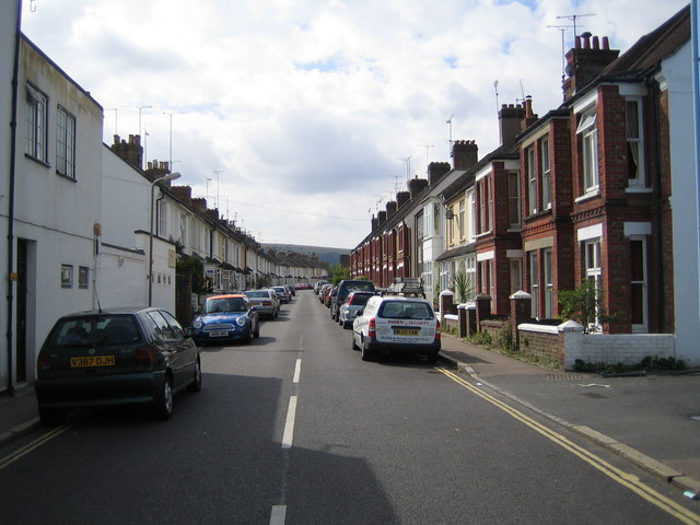 File:Hassocks, Parklands Road - geograph.org.uk - 225357.jpg