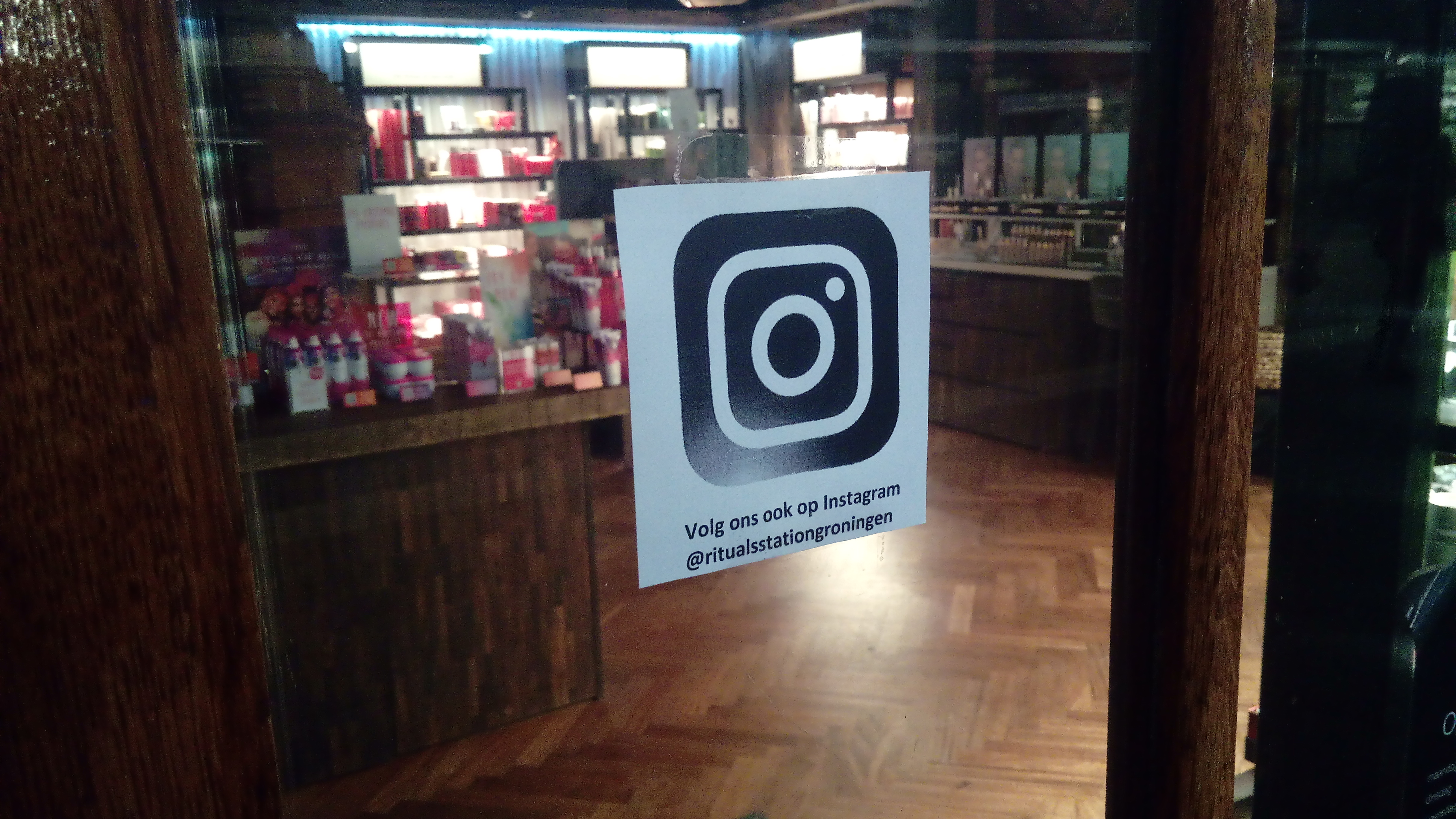 Instagram promotional sign, Station Groningen (2019) 01