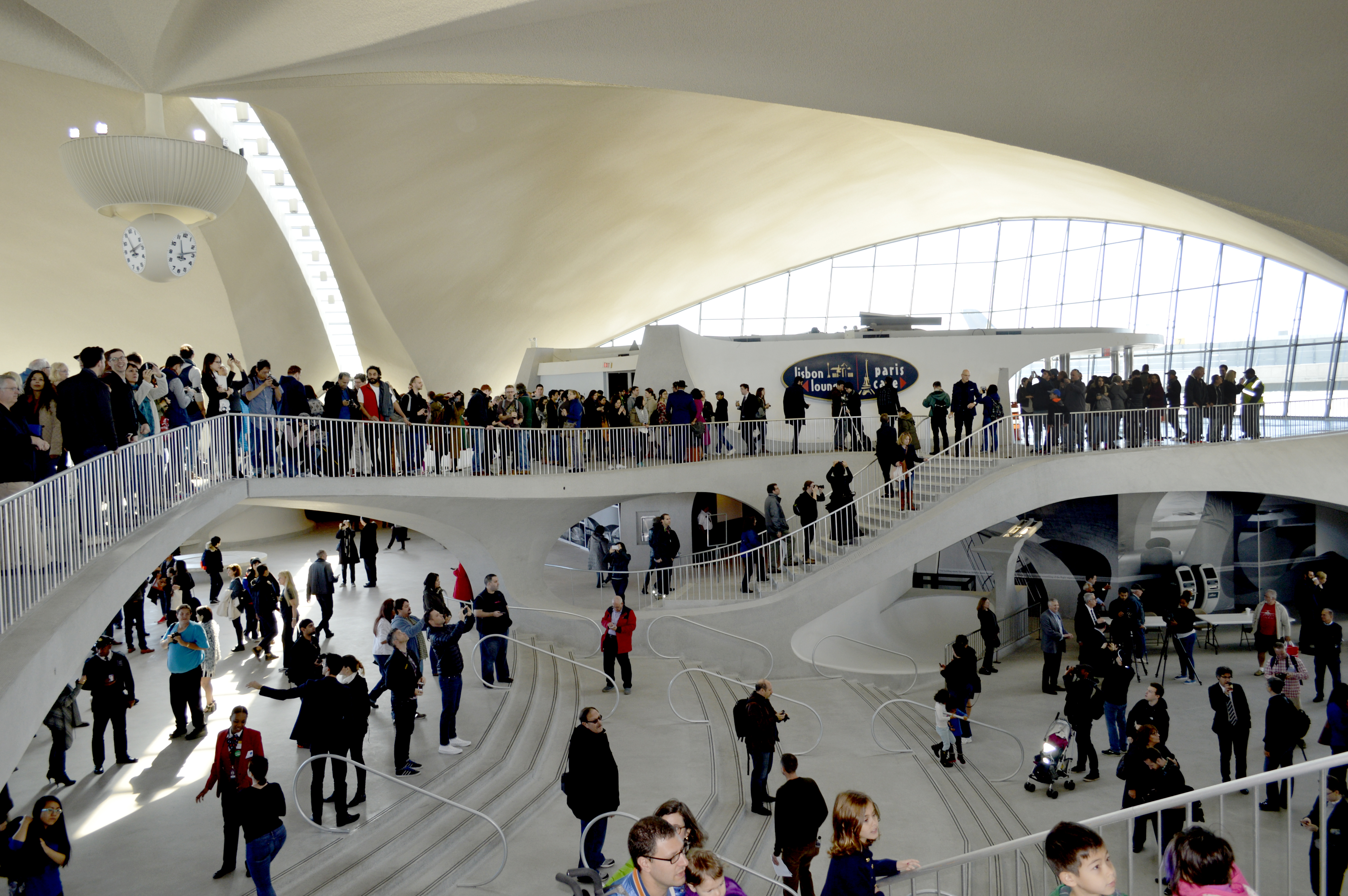 File Interior Twa Terminal At Jfk International Airport Jpg