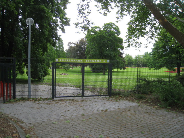 File:Luisenpark - Mannheim - geo.hlipp.de - 40754.jpg