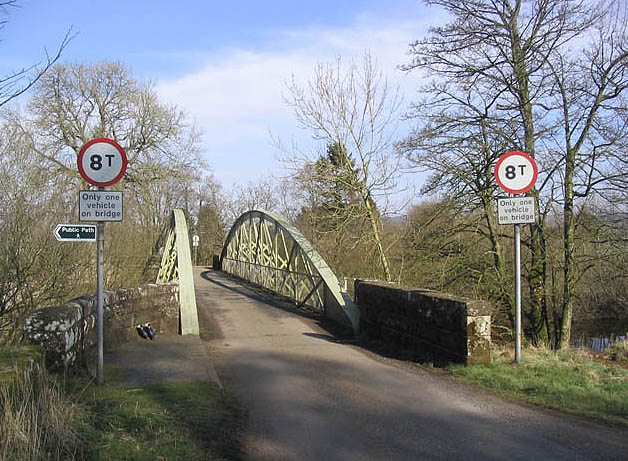 File:Road bridge - geograph.org.uk - 376839.jpg