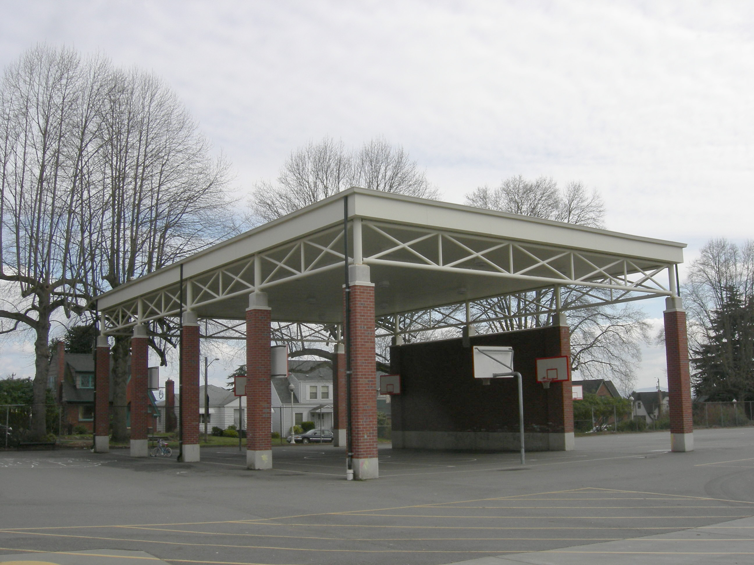 File:Seattle - Bryant School basketball court 01A.jpg ...