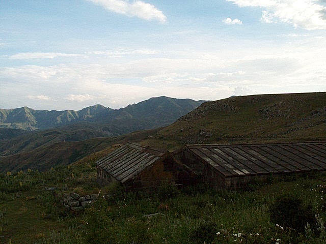 File:Selim Caravanserai 14.JPG