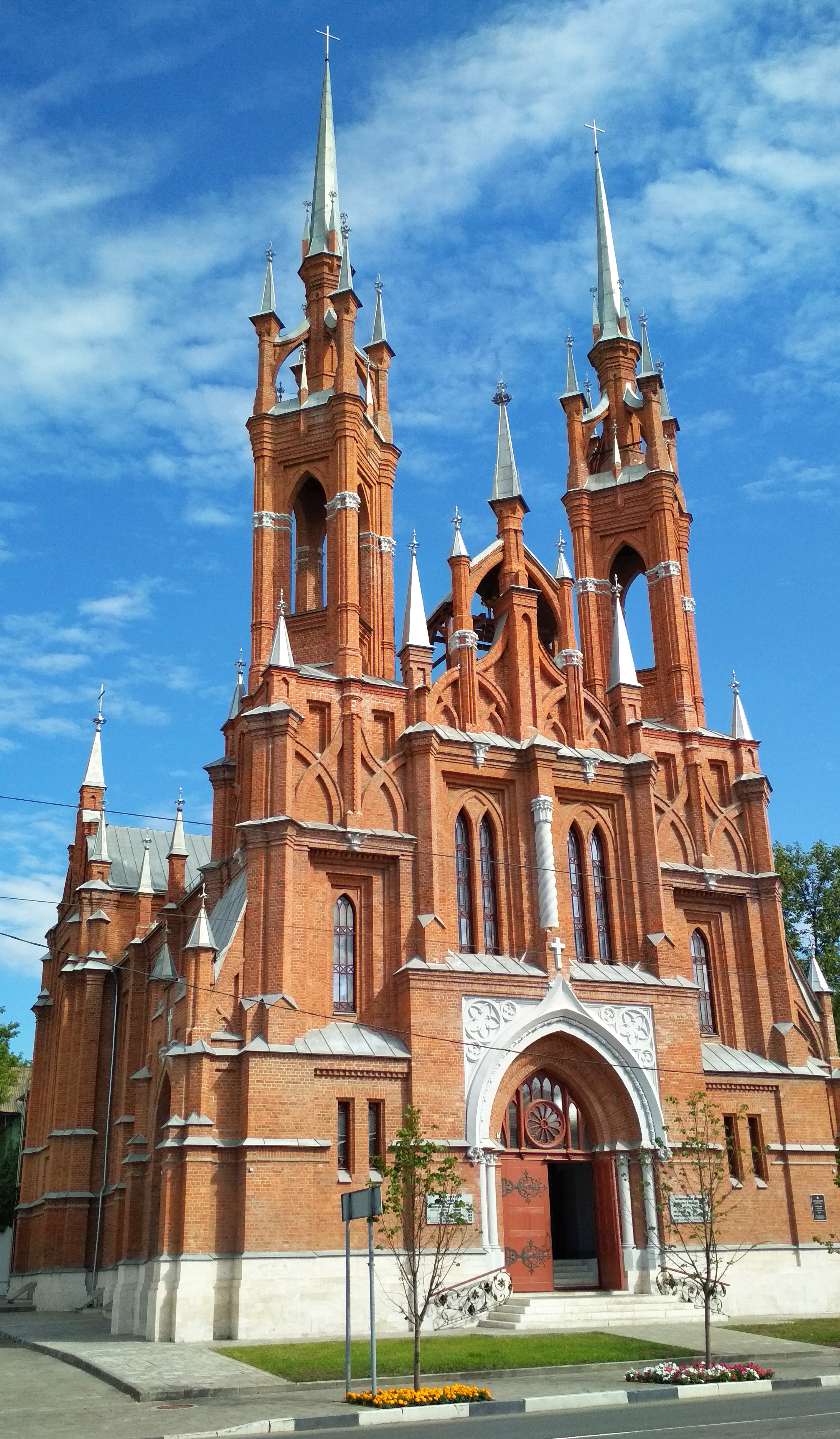 Храм сердца иисуса. Церковь сердца Иисуса Самара. Римско-католическая Церковь приход Пресвятого сердца Иисуса, Самара. Храм Пресвятого сердца Иисуса Самара фасад. Храм Пресвятого сердца Иисуса Самара чертеж.